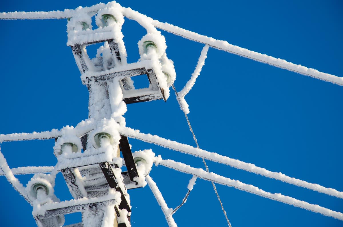 Can Cold Weather Cause Specific Electrical Issues?