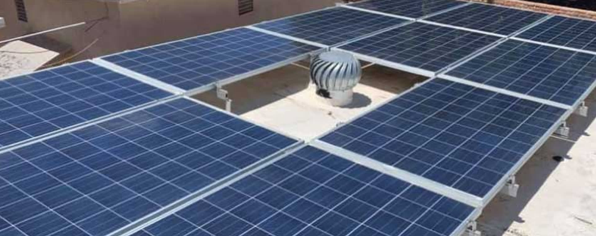 Solar power installation & repairs background